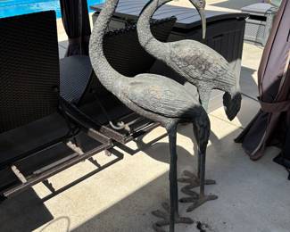 Awesome patina bronze  cranes