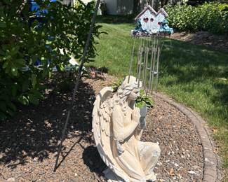 Yard statues