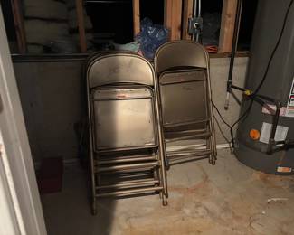 Folding chairs 