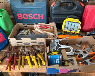 Bosch battery operated drill set