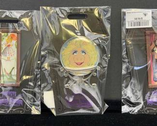 Disney NEW Trading Pins * D23 Exclusive Muppets Haunted Mansion * Miss Piggy