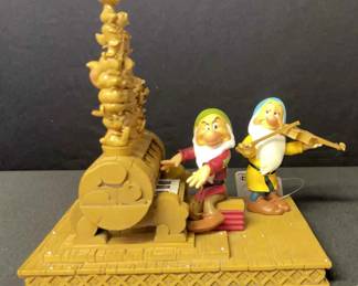 Disney Snow White And The Seven Dwarfs * Grincheux & Dormer