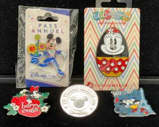 Disneyland Trading Pins * Assorted Mickey & Minnie Mouse * Limited Release Eggstravaganza