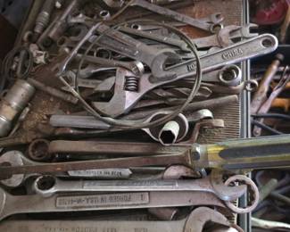 Combination crescent wrenches