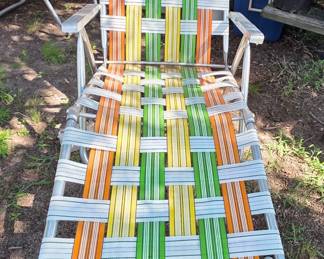 Vintage webbed chaise lounge 
