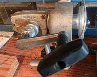 Fishing reel