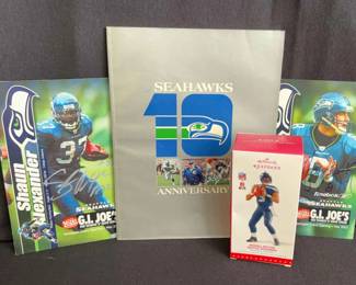 Seahawks 10 Year Anniversary Publication 1985 * Seahawks Autographs * Russell Wilson Ornament