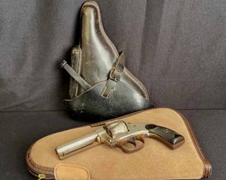Hopkins & Allen Metal Handgun XL .5 Double Action 8B Cal Centre Fire
