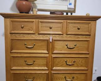 Stanley Oak Chest of Drawers