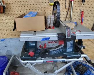 Bosch Professional Table Saw