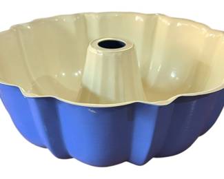 Vintage Blue Fluted Bundt Cake Pan
