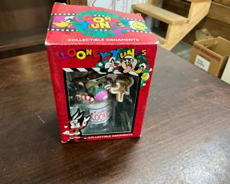 Looney Tunes Christmas Ornament "Taz"