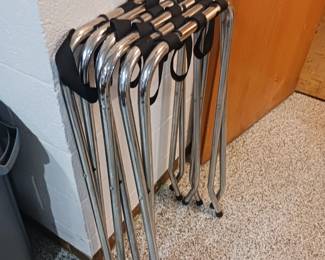 Restaurant tray rests