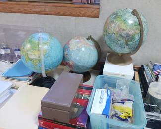 World globes including one that lights up