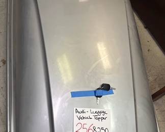 Audi Storage Top
