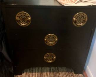 Petite Asian style chest 