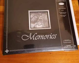 Photo Album/Scrapbook