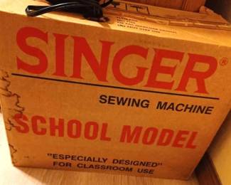 Singer School Model Sewing Machine in the Original Box, has had little use