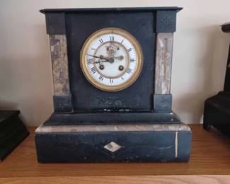 Vintage Mantle Clock