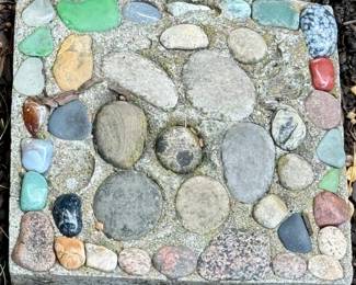 Cement Garden stone with various Rocks embedded