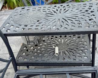 Hanamint Outdoor Furniture Mayfair Collection. 2 Tier Sectional table with Ice Bucket
