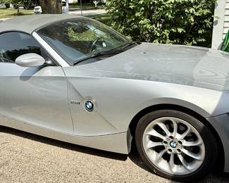 2005 BMW Z4 2.5i Convertible Roadster in Silver with Black Leather Interior and Manual Transmission 80K Miles