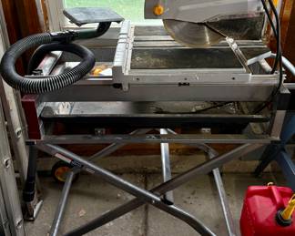 Chicago electric Table Saw with Portable Stand
