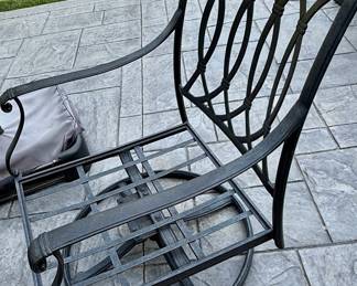 Hanamint Outdoor Furniture Mayfair Collection. Swivel Rocker (There is a Set of 2) Without Cushions