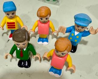 Large selection of Brio Trains, Tracks, Accessories and People