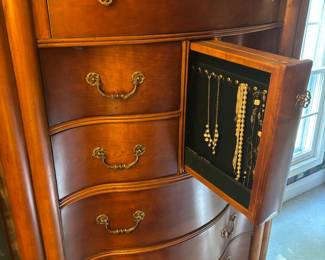 Lexington Dresser