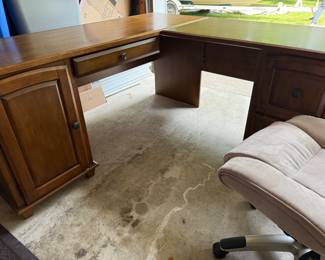 Corner executive desk (chair has been sold)