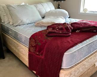 queen bed, 2 box springs
