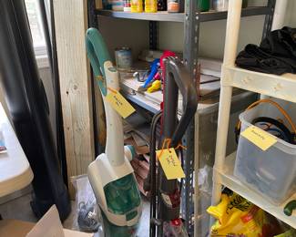 vacs & carpet cleaners