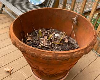 pots