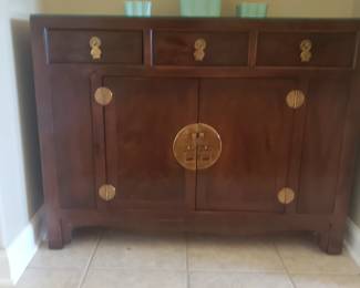 Henredon chest
