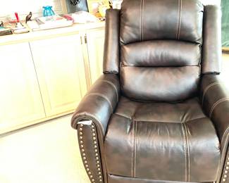 electric recliner