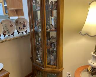 Small china cabinet, lights up