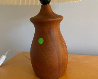 Wood lamp (there are two of them)