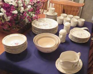 Heartland stoneware - so cute with the little house spice sets that are so popular right now.