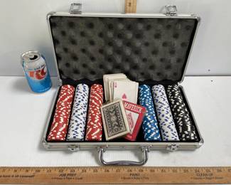POKER CHIP SET & CASE
