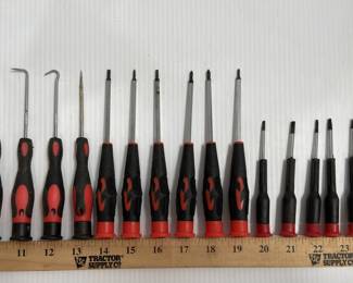 SCREWDRIVER & PICK ASSORTMENT 