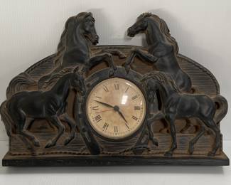 VINTAGE HORSESHOE HORSE MANTEL OR WALL CLOCK