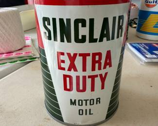 Sinclair motor oil can.
