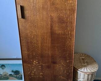 MCM Gentleman’s Chest Teak. Dovetail drawers