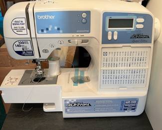 BROTHER XR9500PRW LIMITED EDITION PROJECT RUNWAY SEWING/EMBROIDERY MACHINE