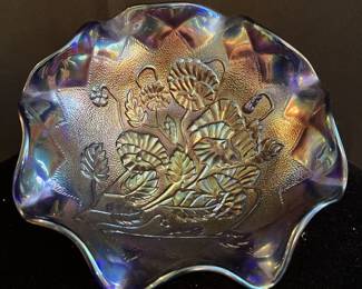FENTON GRAPE AND LEAVES