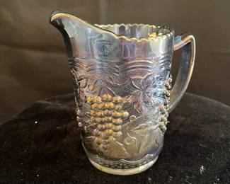 IMPERIAL GLASS GRAPE AND VINE