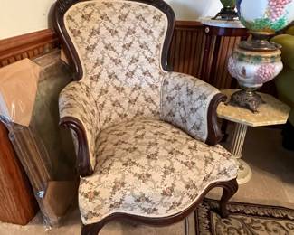 VICTORIAN ARM CHAIR