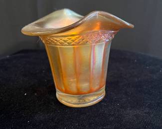 MARIGOLD TOP HAT VASE