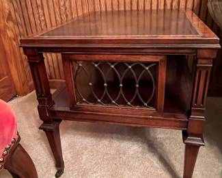 LEATHER TOP END TABLE